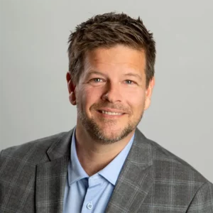 Therapist Robb Kornoelje