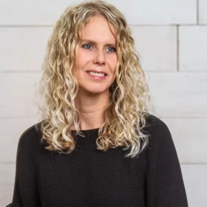 Therapist Tracy Davis